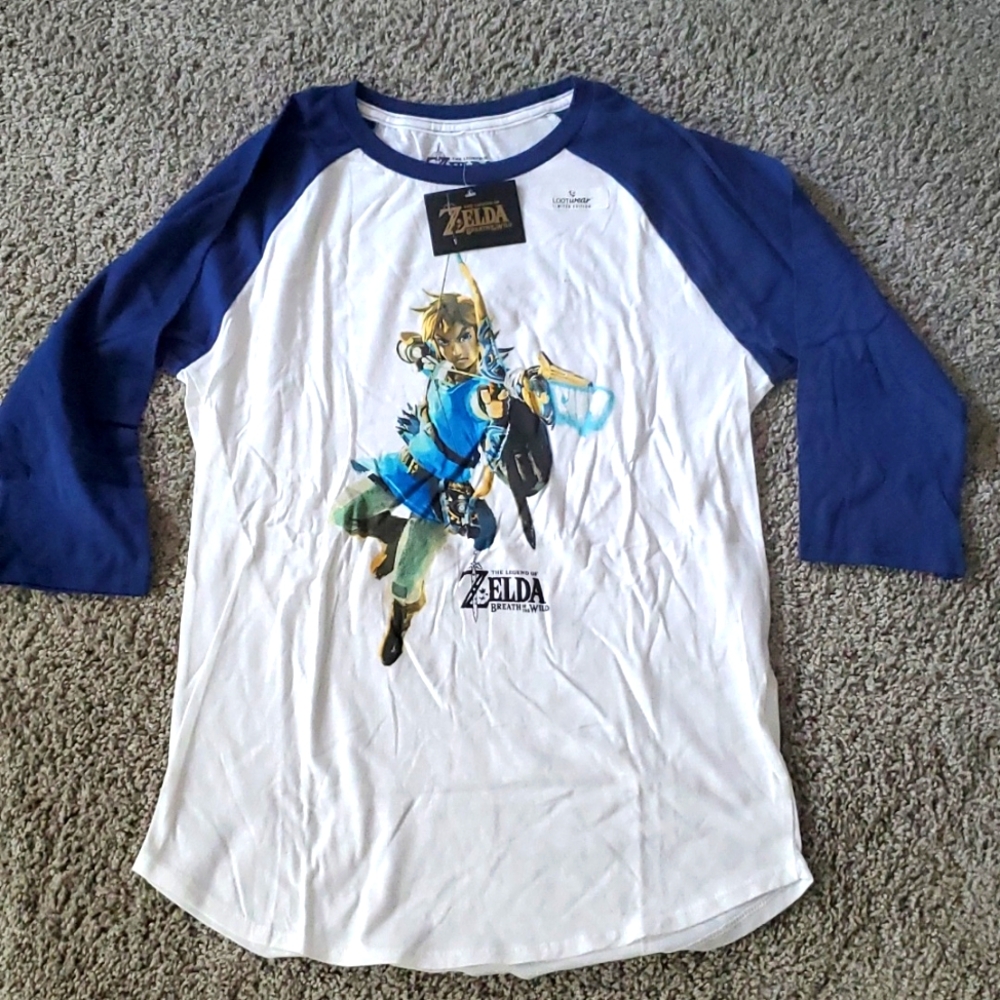 Legend of Zelda 3/4 sleeve T-Shirt. Men's M.